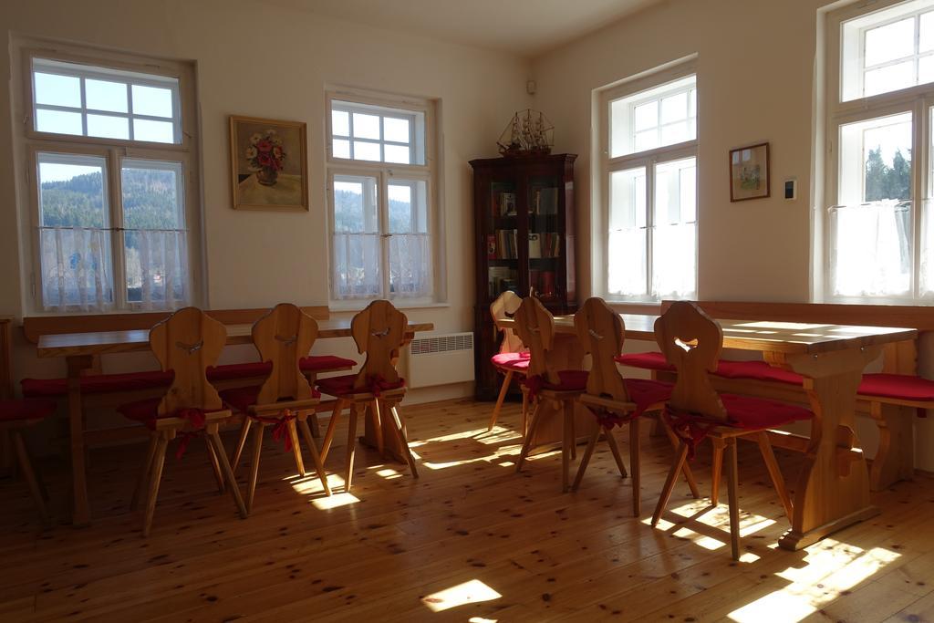 Asika Villa Йозефув Дул Екстериор снимка