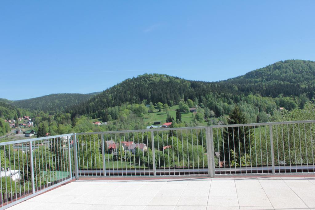 Asika Villa Йозефув Дул Екстериор снимка